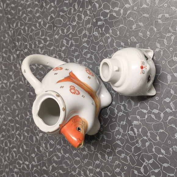 Vintage Porcelain Chinese Lucky Cat Teapot/Creamer - Picture 5 of 8